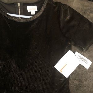 BNWT velvet large Amelia